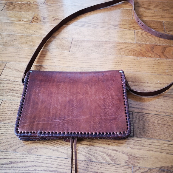 Vintage style hand-tooled genuine leather … - Picture 4 of 7
